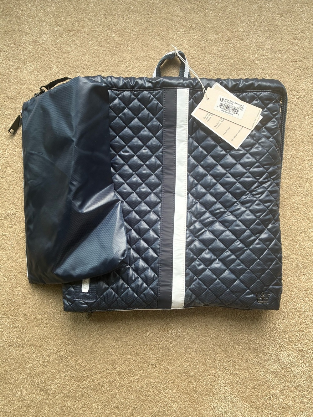 Oliver Thomas In a Cinch Backpack - Navy / White NWT
